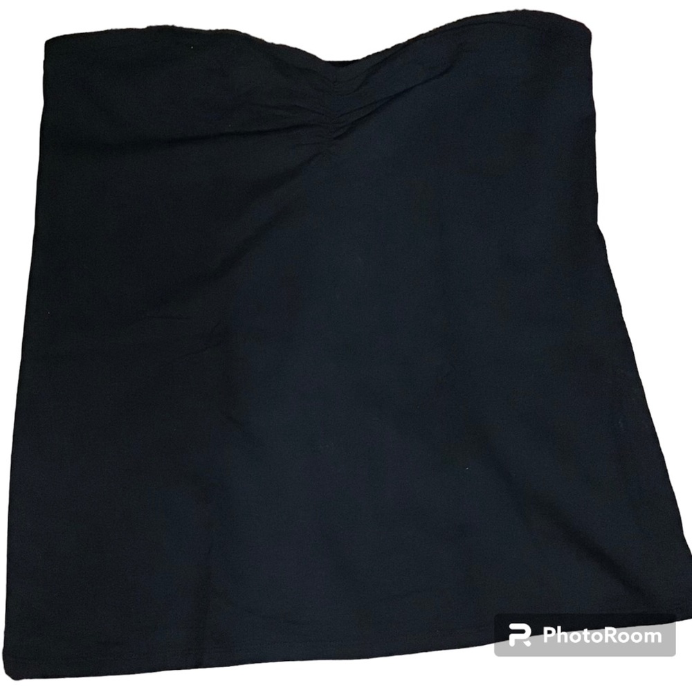 NWOT Black Foxy Halter by TORRID Tee. Sz 3